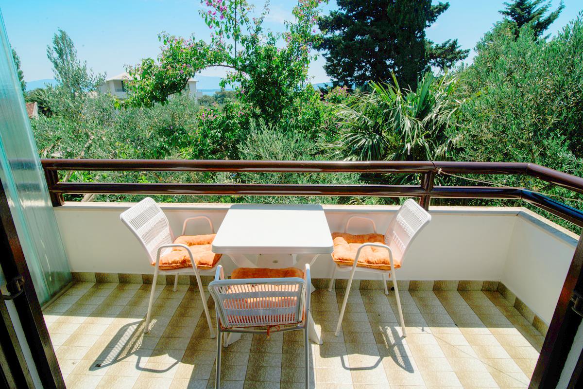 vila filipovic_apartmani_zivogosce_blato_makarska rivjera_apartman4