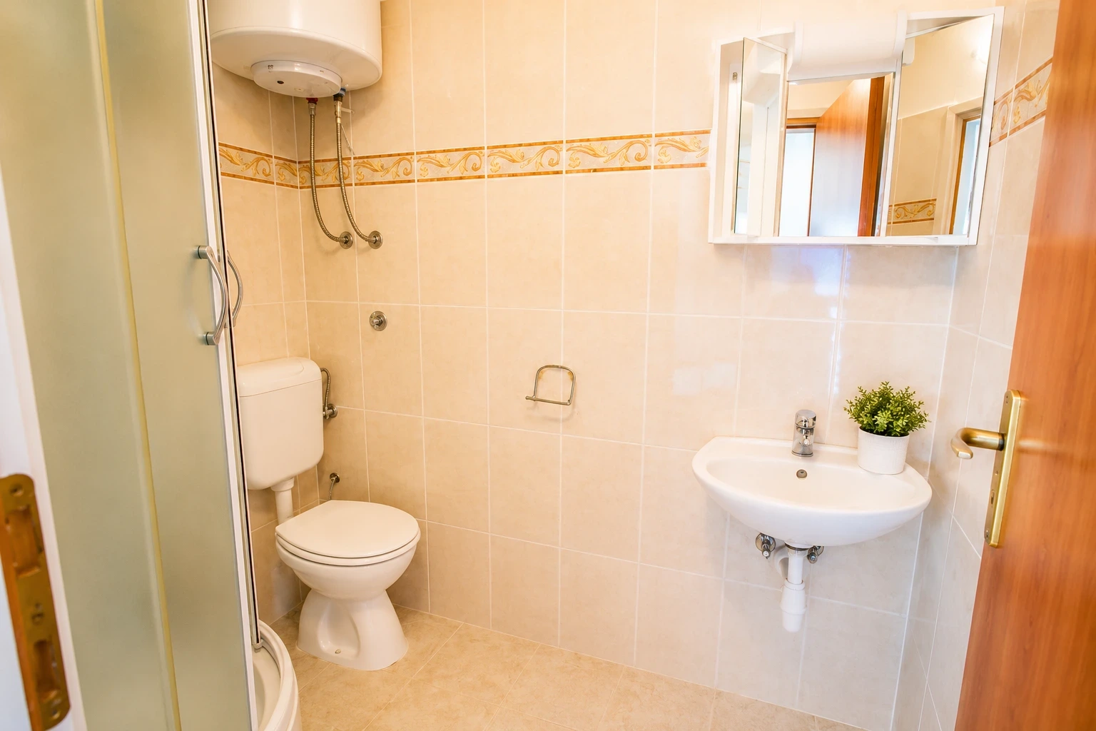 živogošće_blato_živogošće blato_zivogosce blato_vila filipovic_apartmani blato_smještaj živogošće_www.zivogosce-hr.com_ kupatilo
