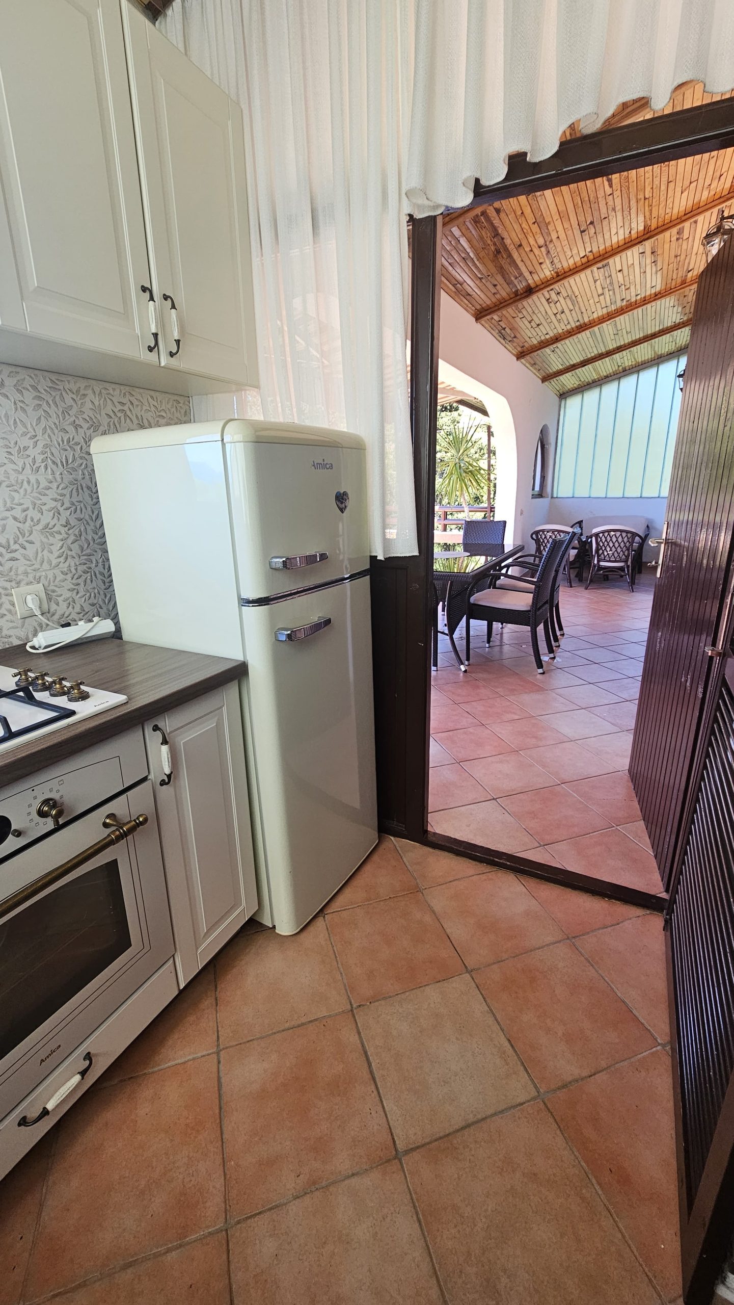 živogošće_blato_živogošće blato_zivogosce blato_vila filipovic_apartmani blato_smještaj živogošće_www.zivogosce-hr.com_balkon